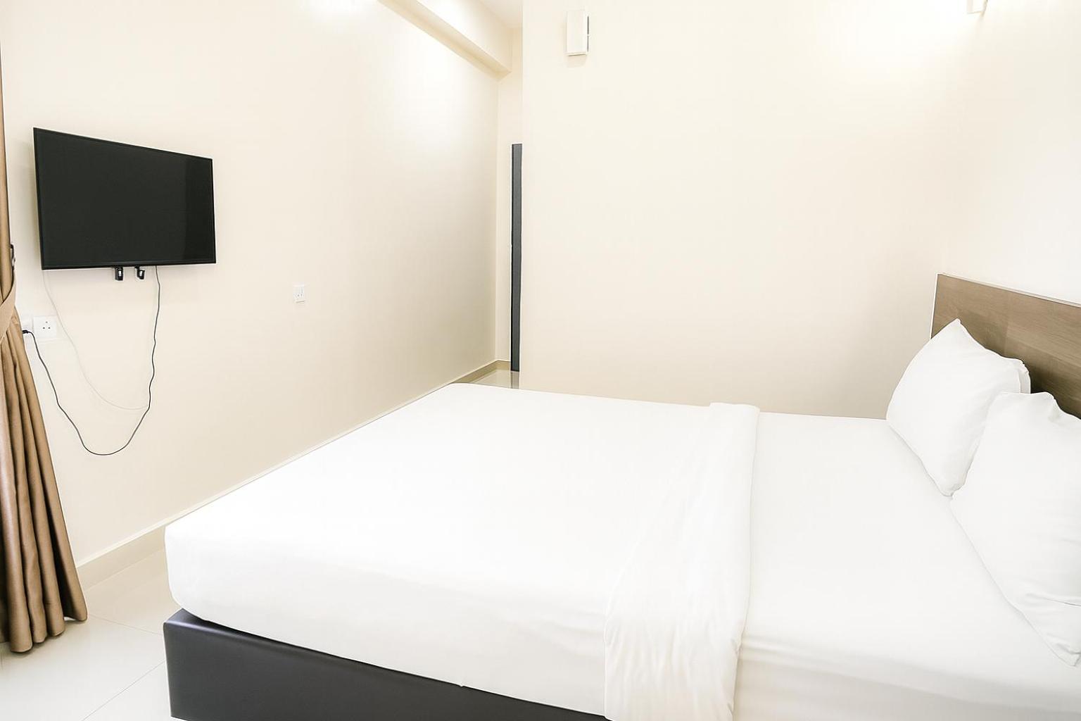 Capital O 89647 Atta Hotel 30/49