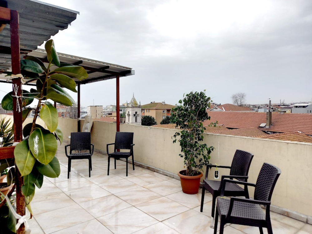 Avsin Apart Hotel 59/70