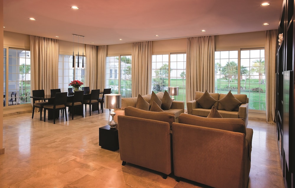 منتجع موڤنبيك شاطئ الخُبر(Movenpick Beach Resort Al Khobar) 44/71