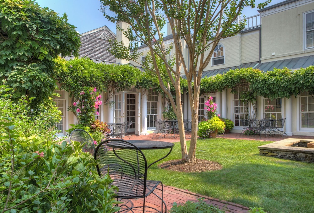 Francis Malbone House Inn 40/50