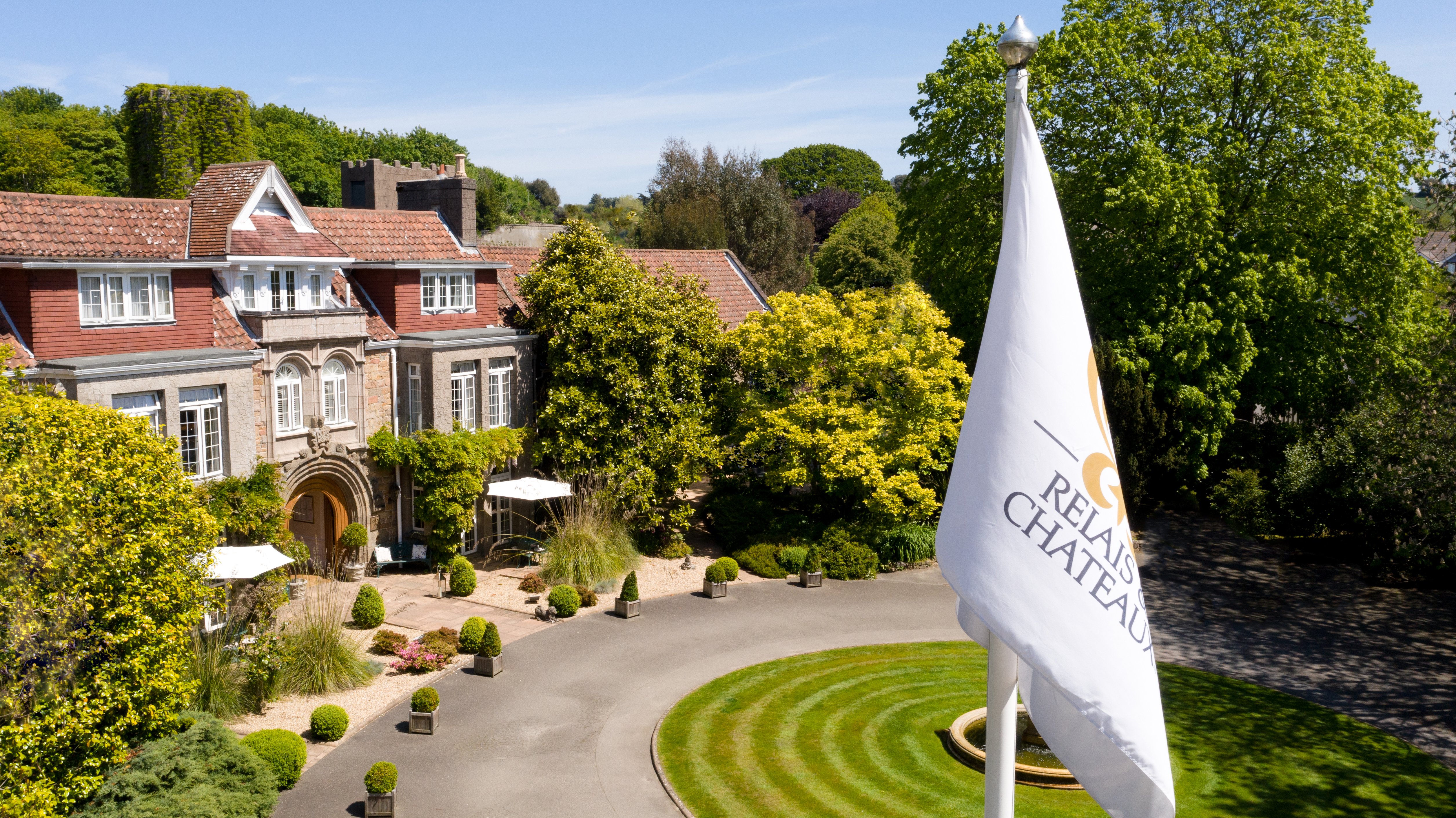 Longueville Manor 64/69