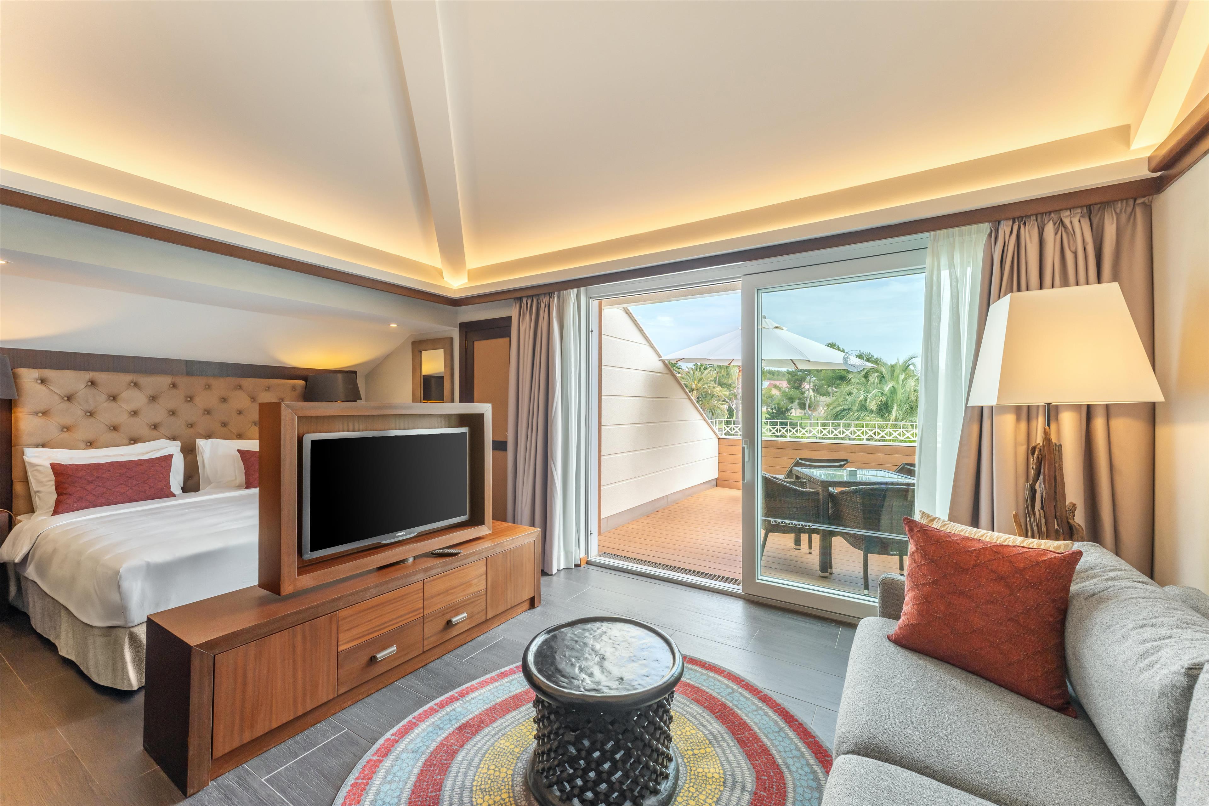 جناح جونيور بسرير مزدوج، Lindner Golf Resort Portals Nous 2/4