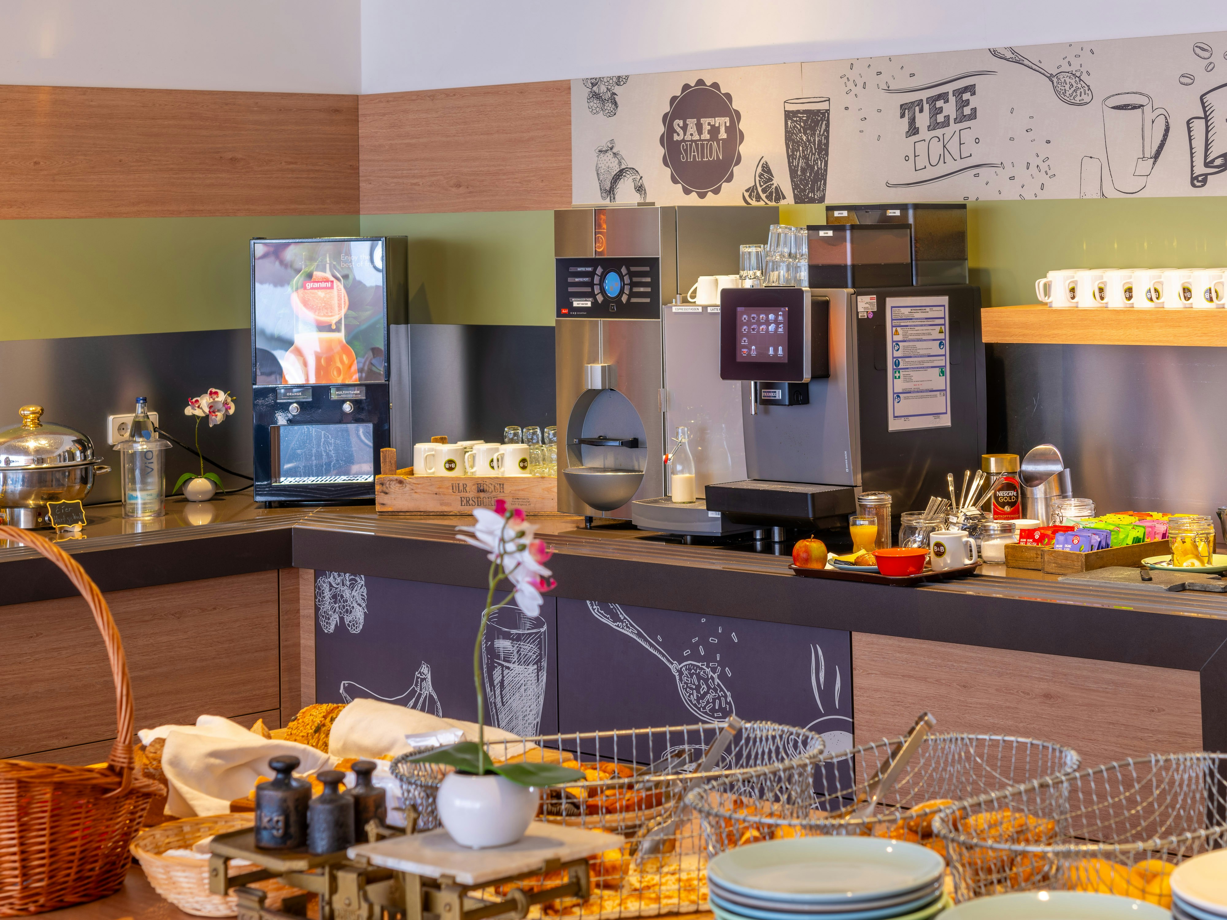 B&B Hotel Aachen-Hbf 23/50