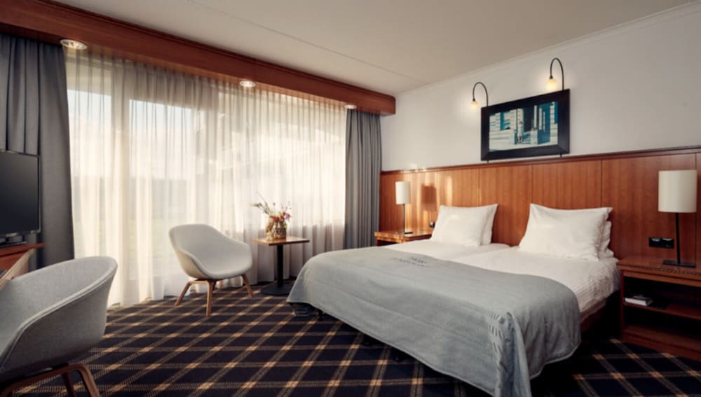 VAN DER VALK HOTEL EINDHOVEN 16/62