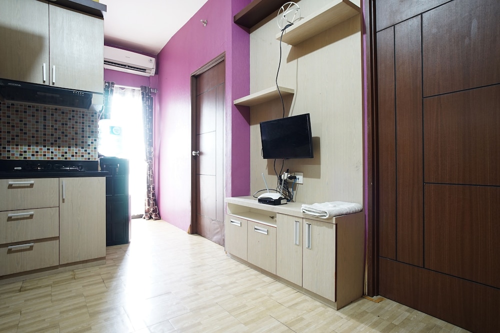 Planet Room Kemang View by ZUZU 12/23