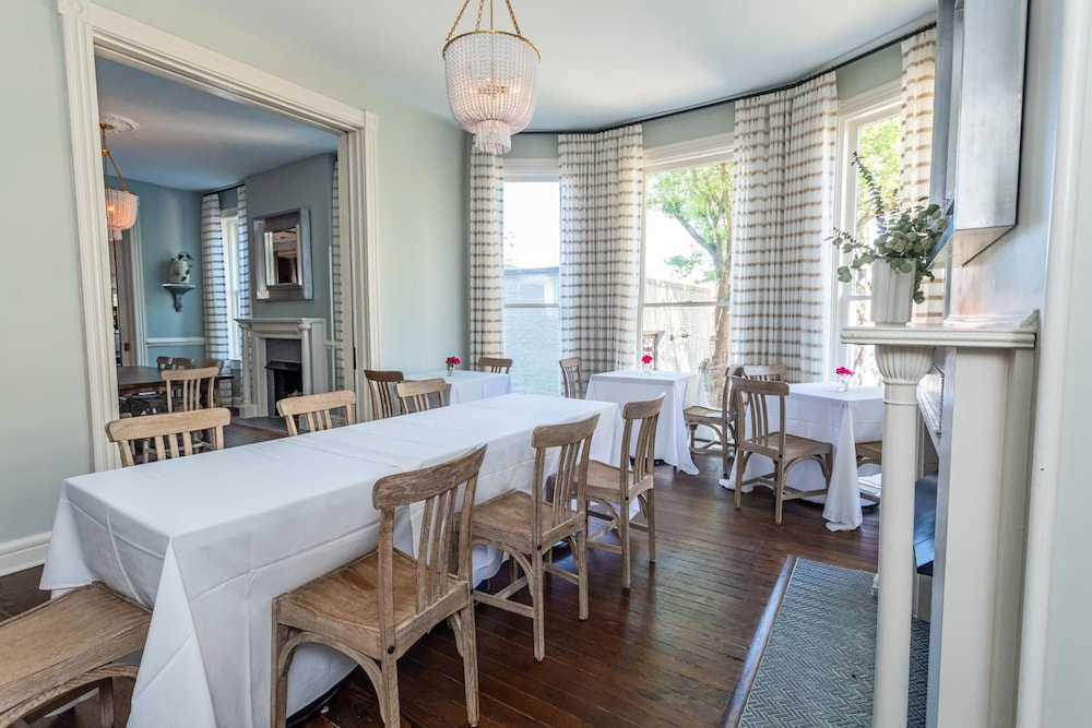 Freemason Inn - Bed &amp; Breakfast 27/36