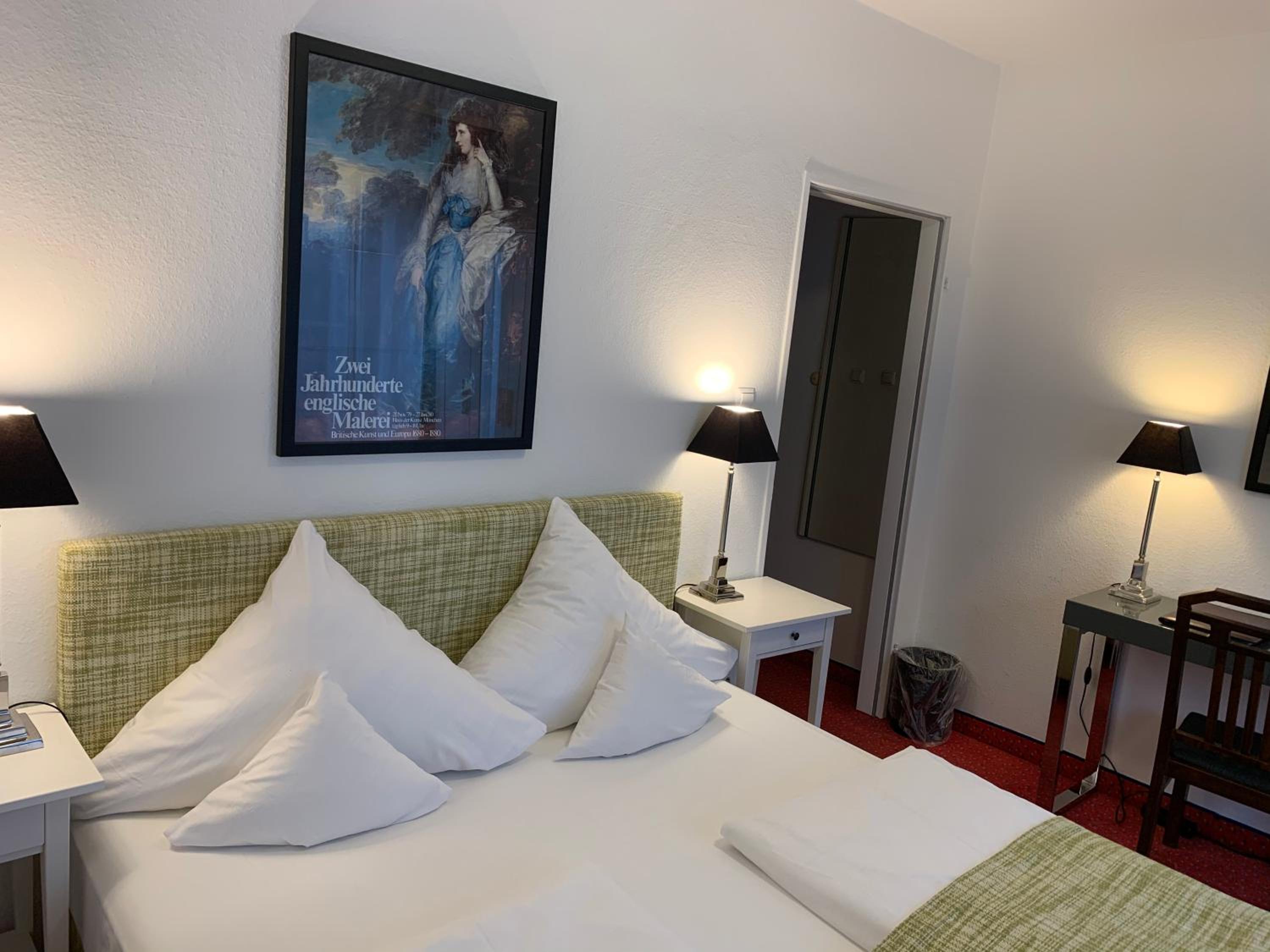 غرفة كومفورت بسرير كينج، Hotel Nymphenburg City 4/10