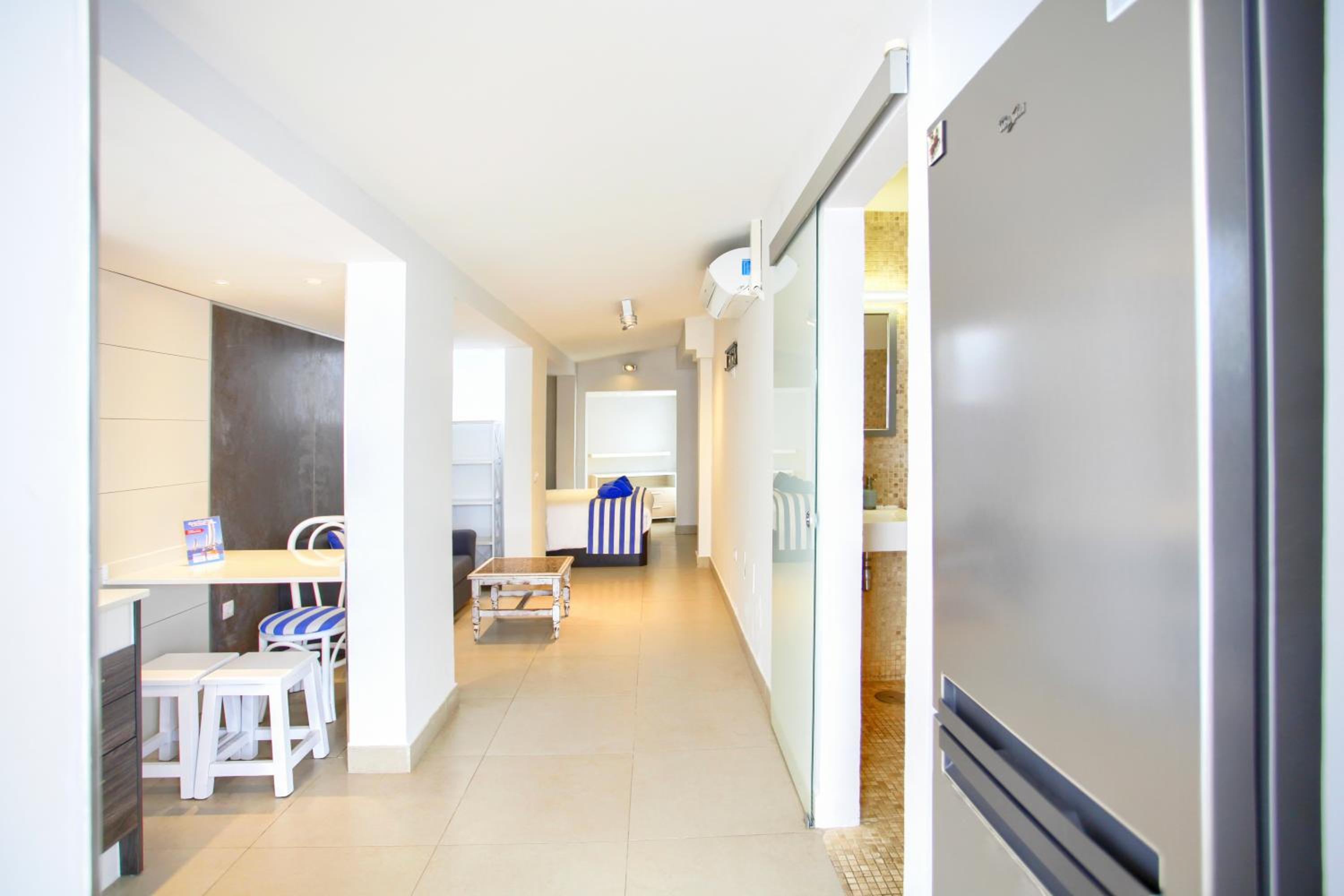 Neptuno Bungalows 3/30