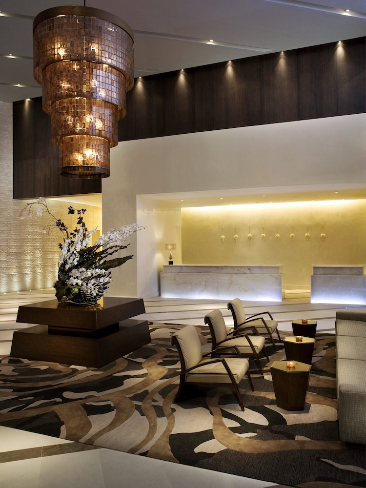 Kimpton Epic Hotel 66/77