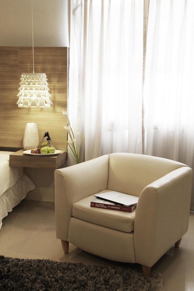 Avana Bangkok Hotel Convention Centre 33/45