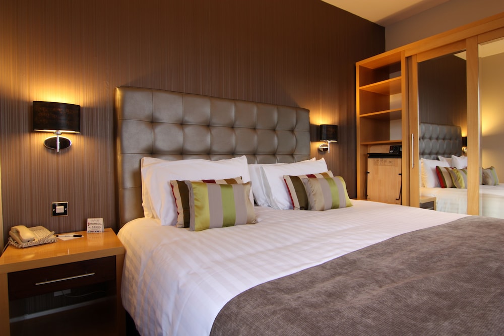City Hotel Derry 20/68