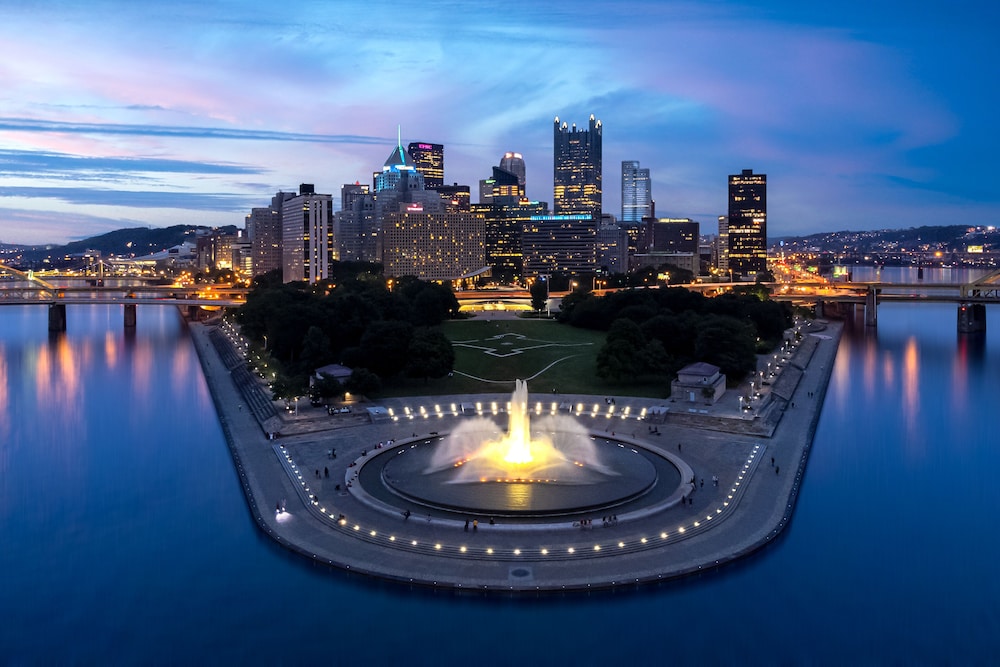 Hyatt Place Pittsburgh-North Shore 14/41