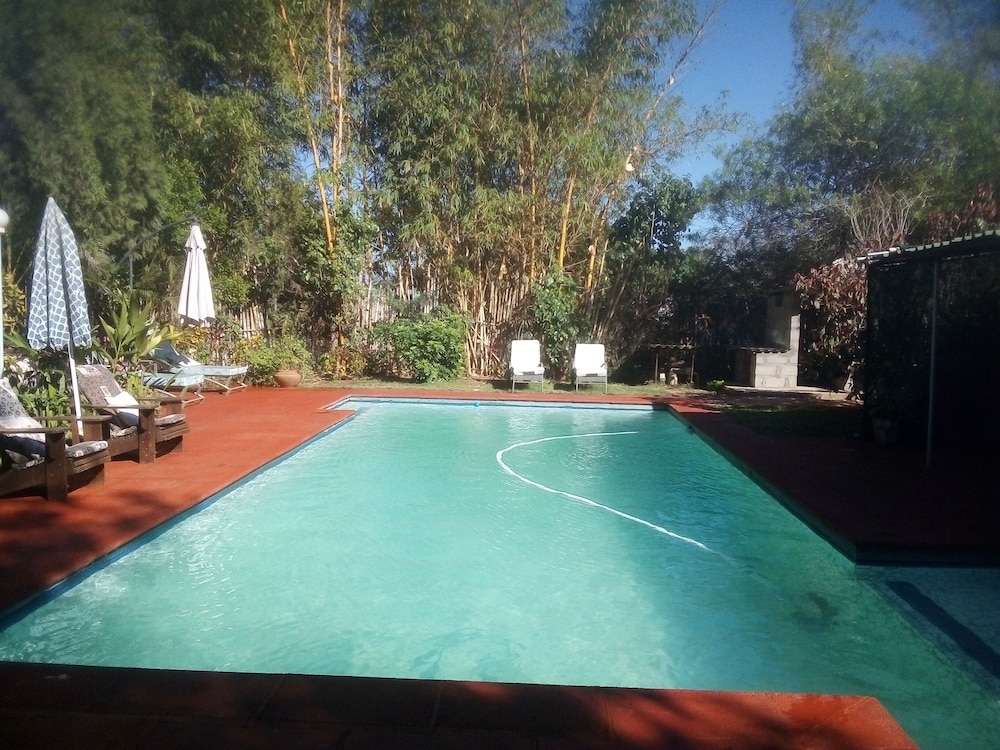 Gloria Apos S Bed And Breakfast 47/50