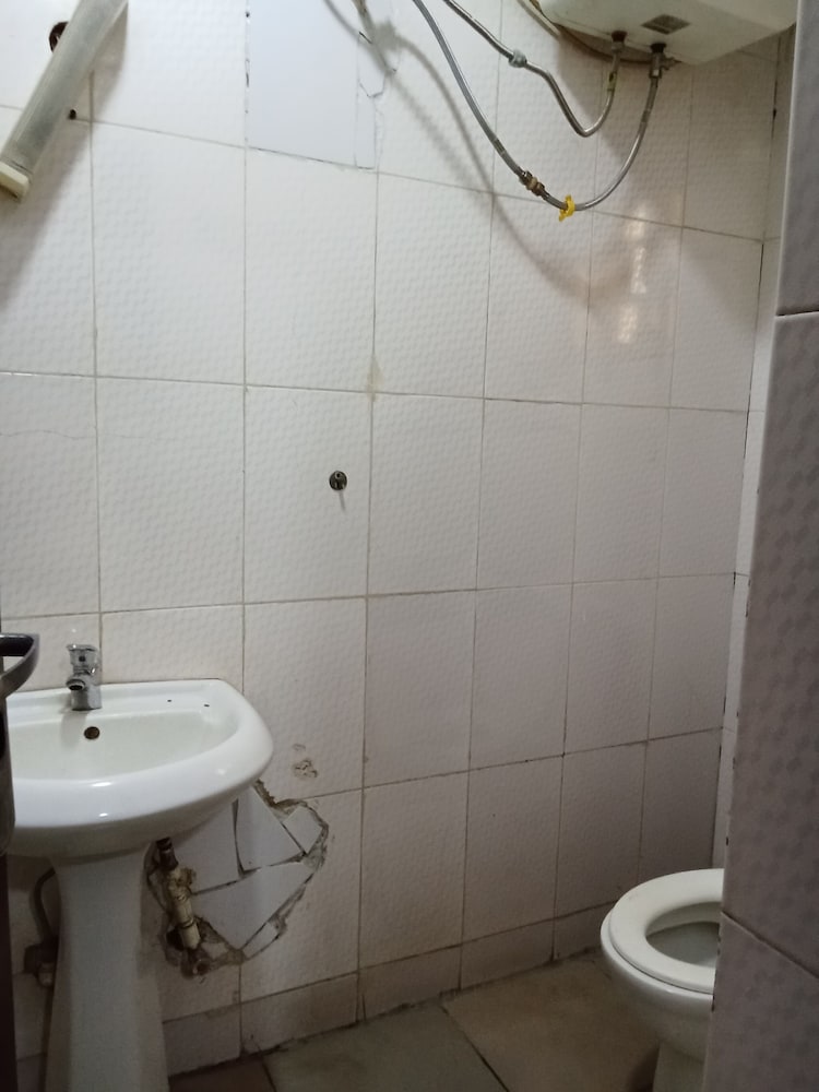 Degok Hotel 46/50