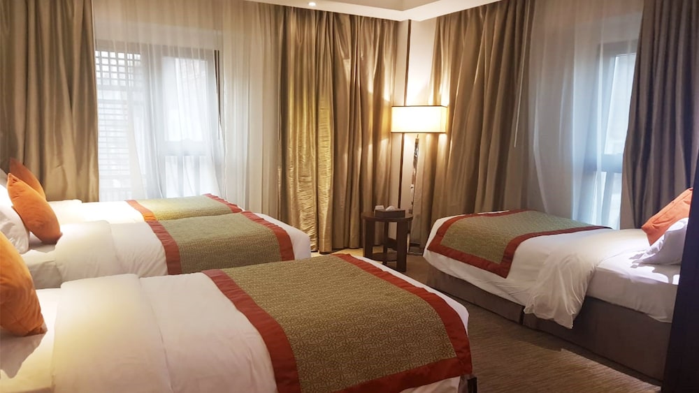 كراون بلازا المدينة(Crowne Plaza Madinah) 35/75
