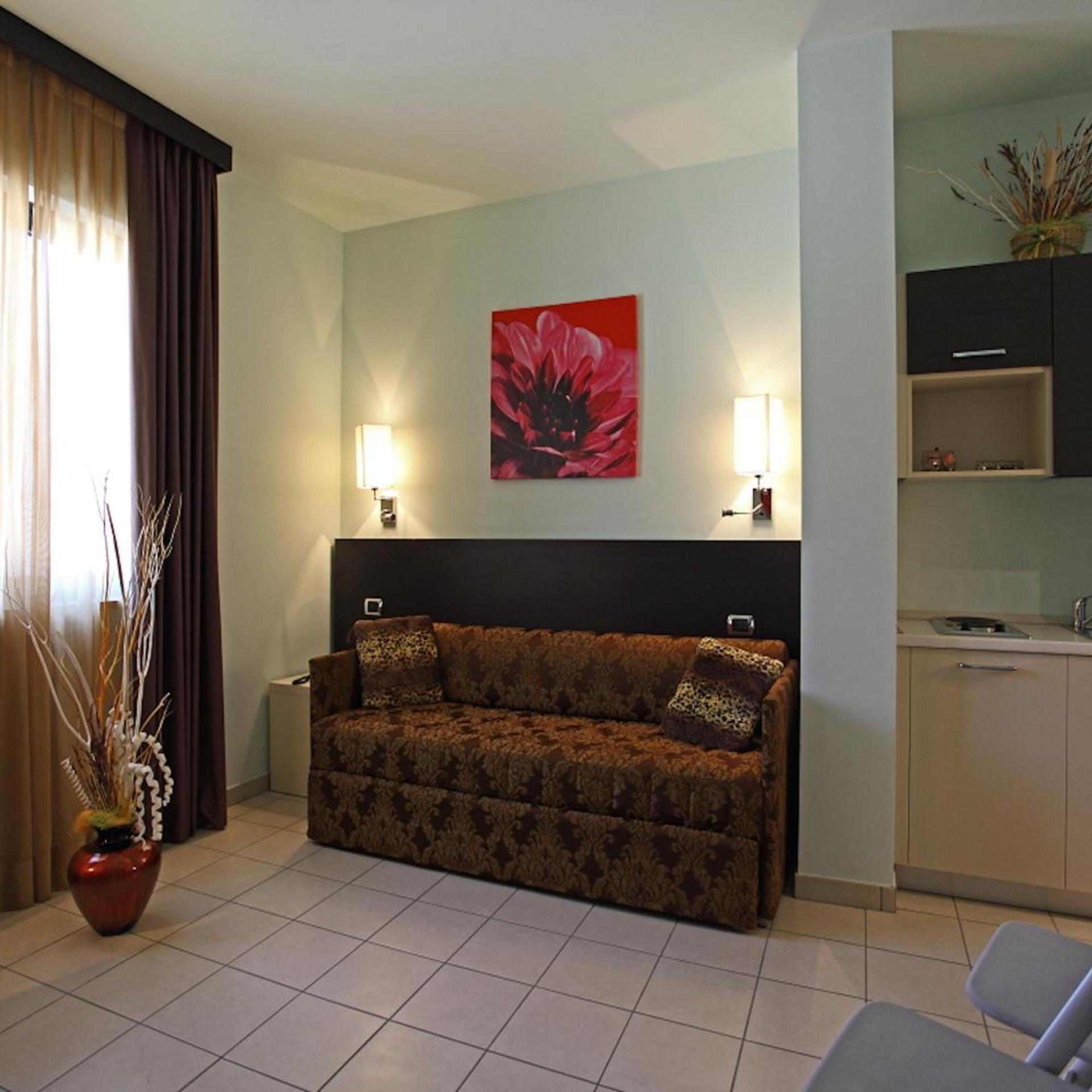 Euro Hotel 28/50