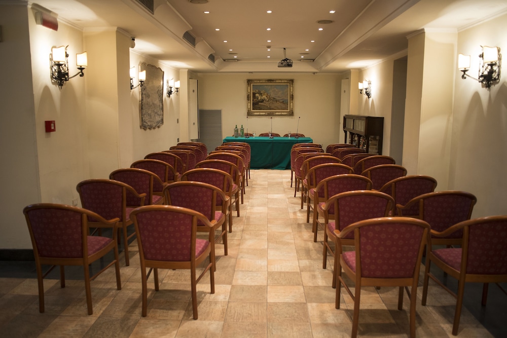 Real Orto Botanico Hotel 57/62