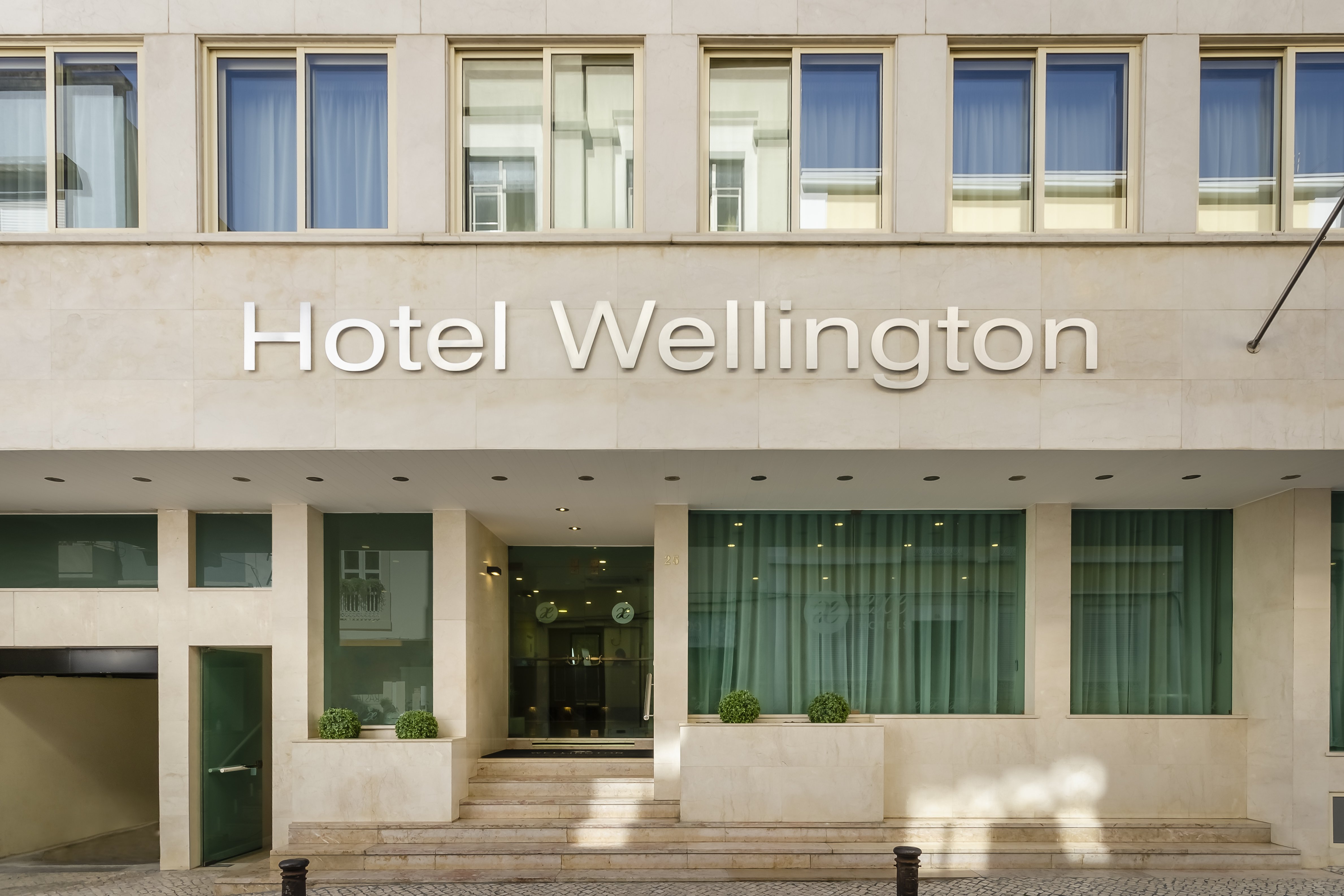 Exe Wellington 2/75