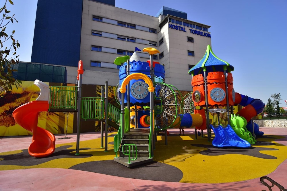 Hostal Torrejon 56/63