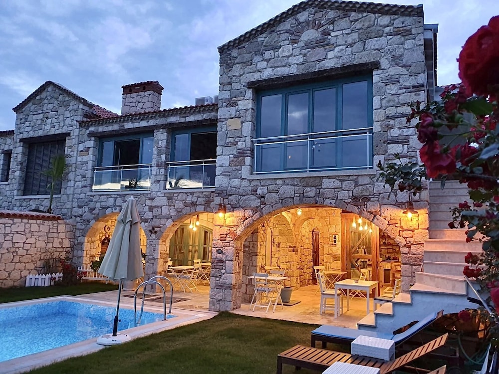 Windmill Alacati Boutique Hotel 3/44