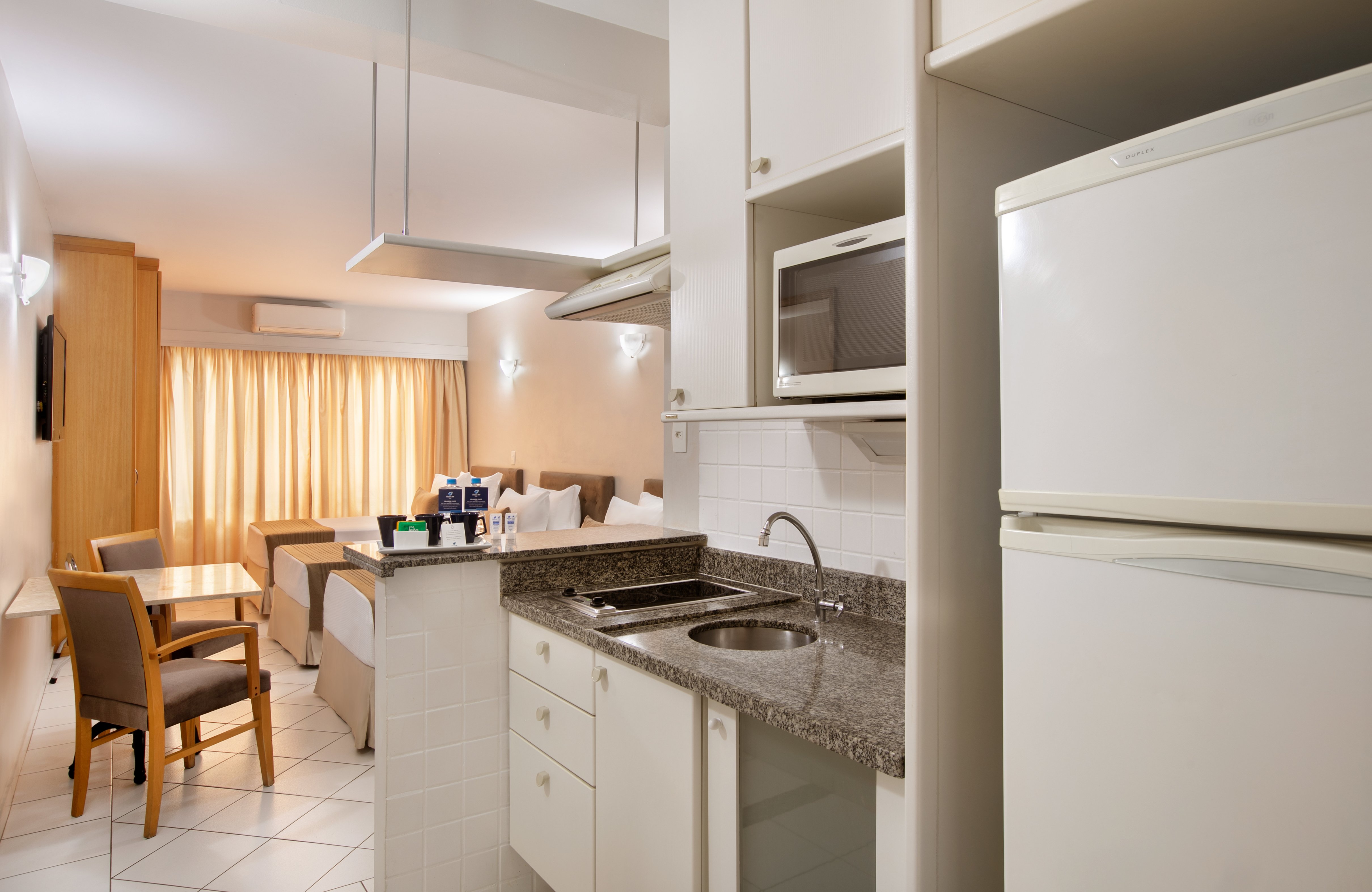 Plaza Inn American Loft 32/32