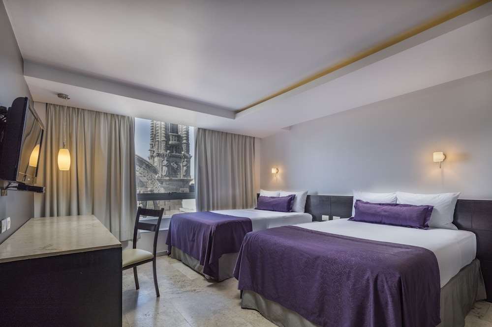 Hotel Senorial 13/56