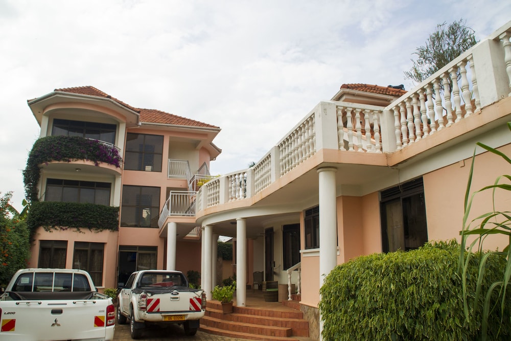 Spannet Suites 2/25