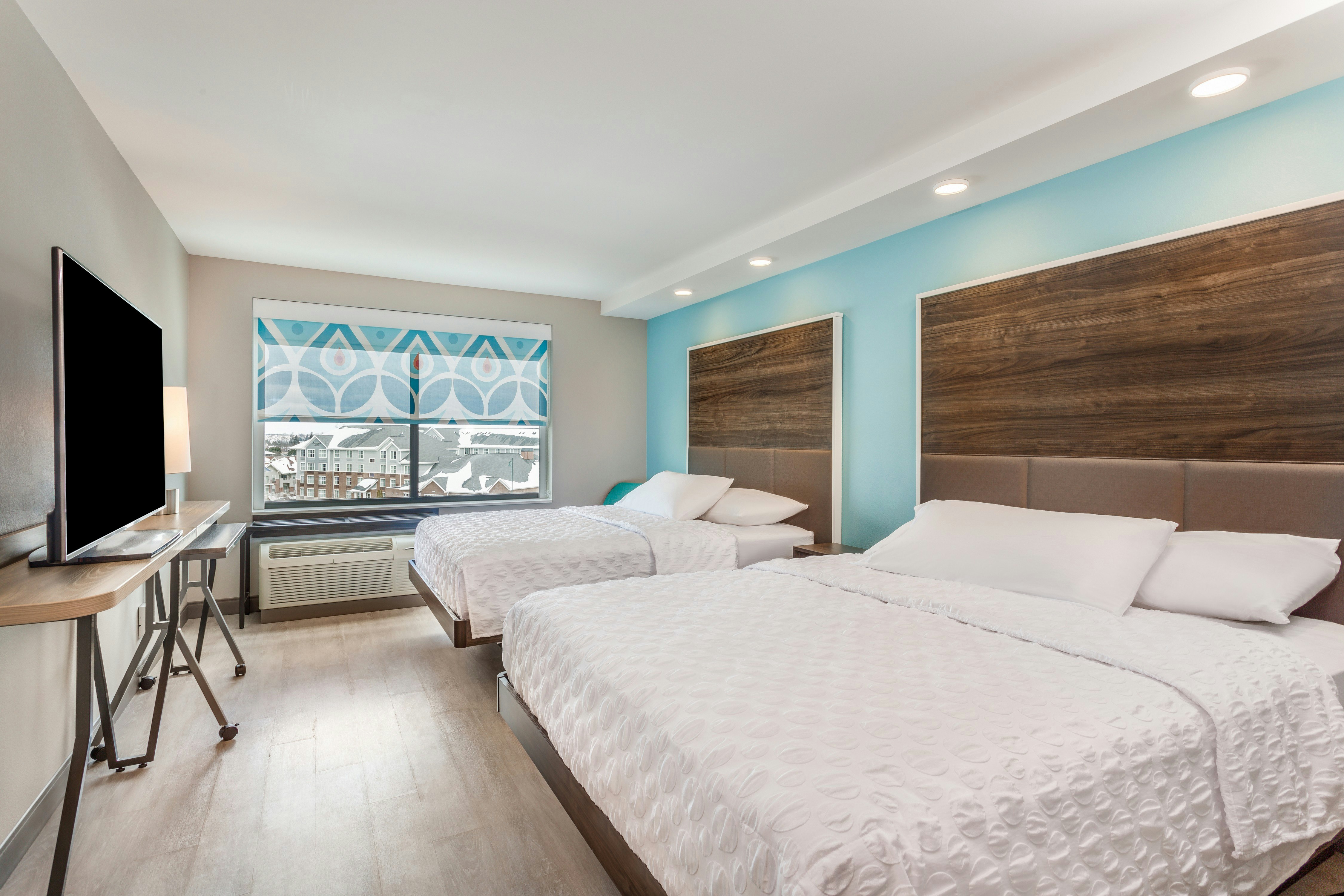 room, 2 queen beds