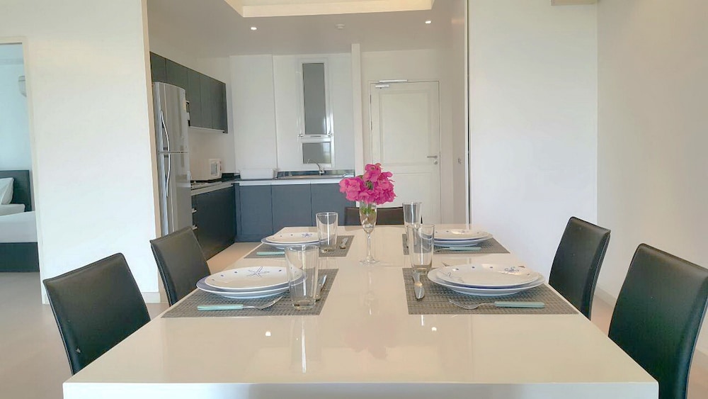Chan Residence Hua Hin 8/12
