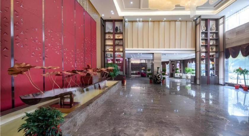 Echarm Hotel(Xiaogan Hanchuan Renmin Avenue Branch) 30/42
