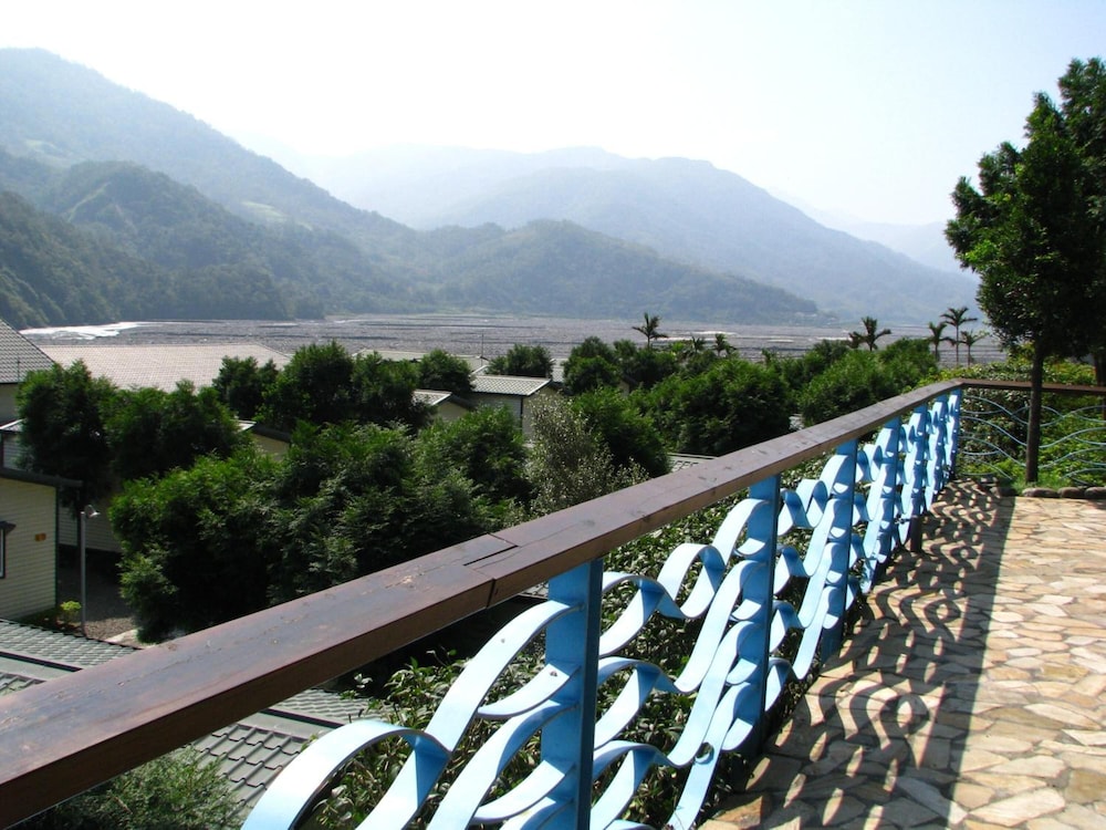 Yingshih Resort 2/56