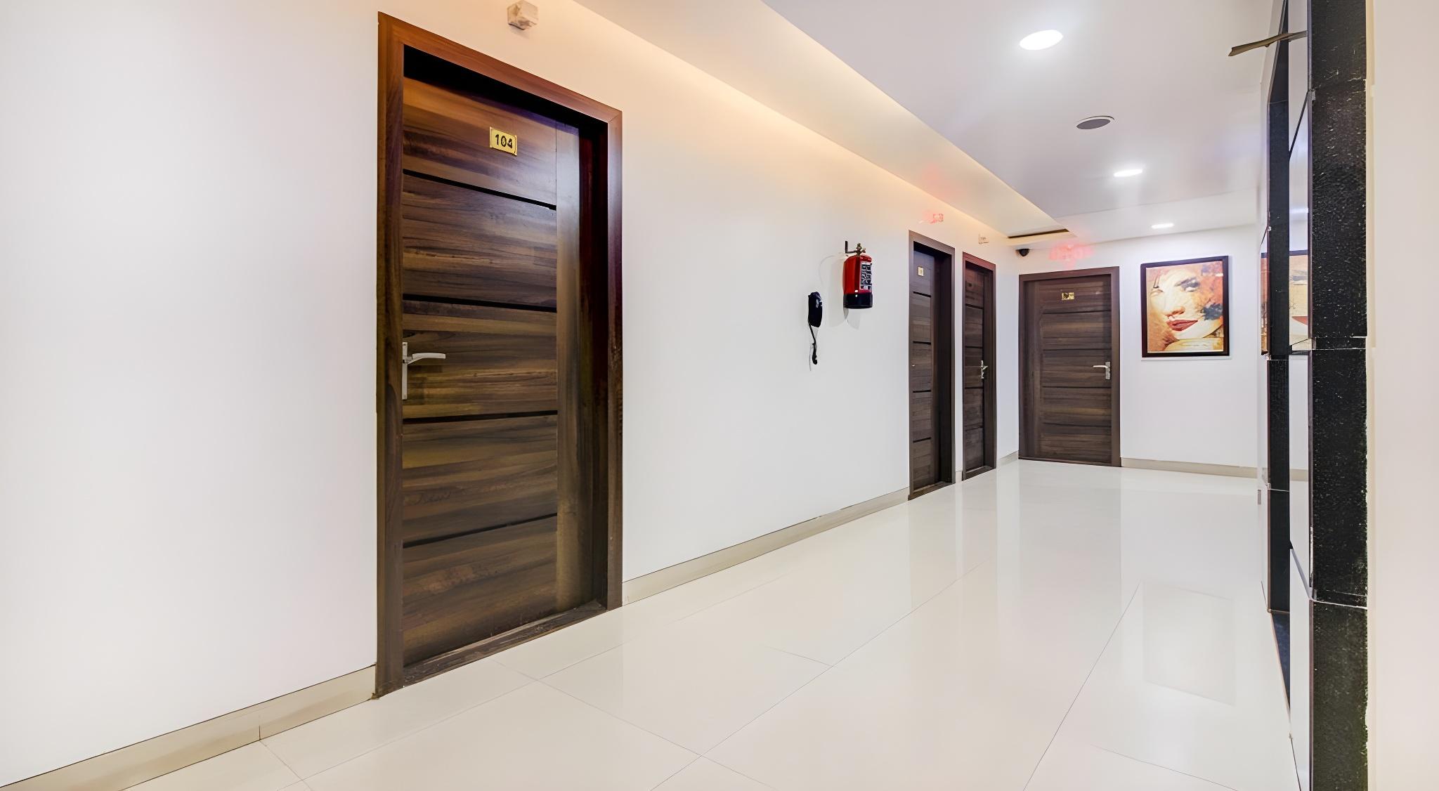 Krishna Avatar Stay Inn 17/22