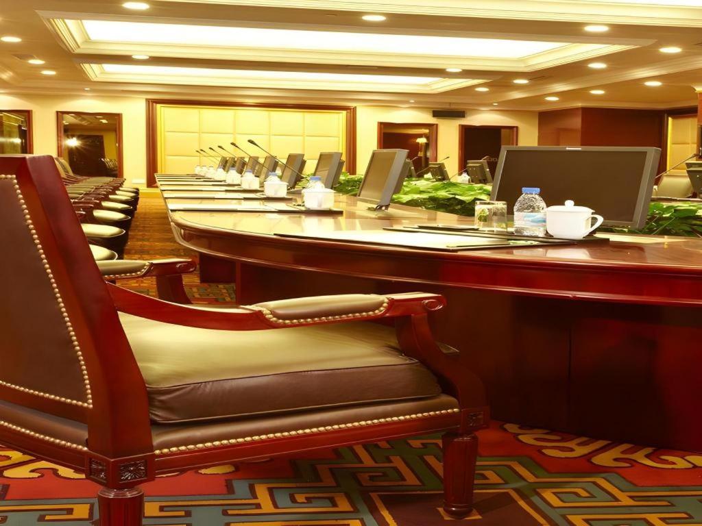 Shenyang Royal Wanxin Hotel 12/56