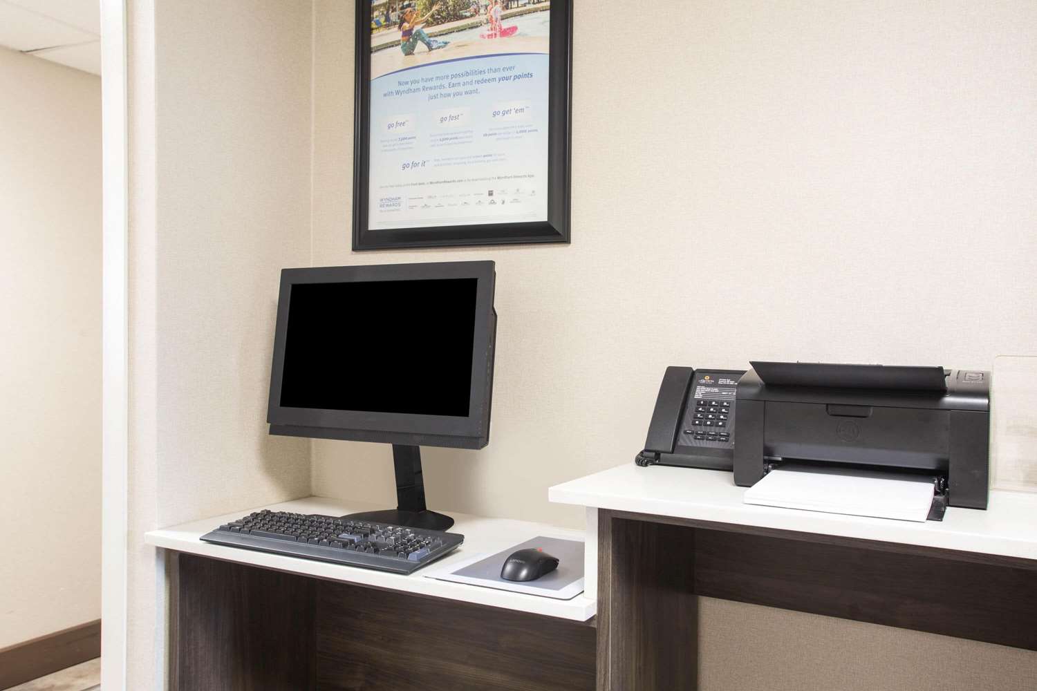 La Quinta Inn St Louis Hazelwood Airport North 52/59