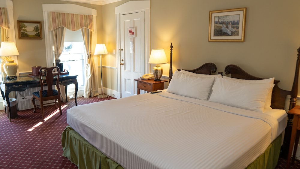 HISTORICAL, KING BED, MAIN BUILDING