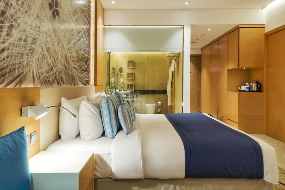 SUPERIOR, DOUBLE BED