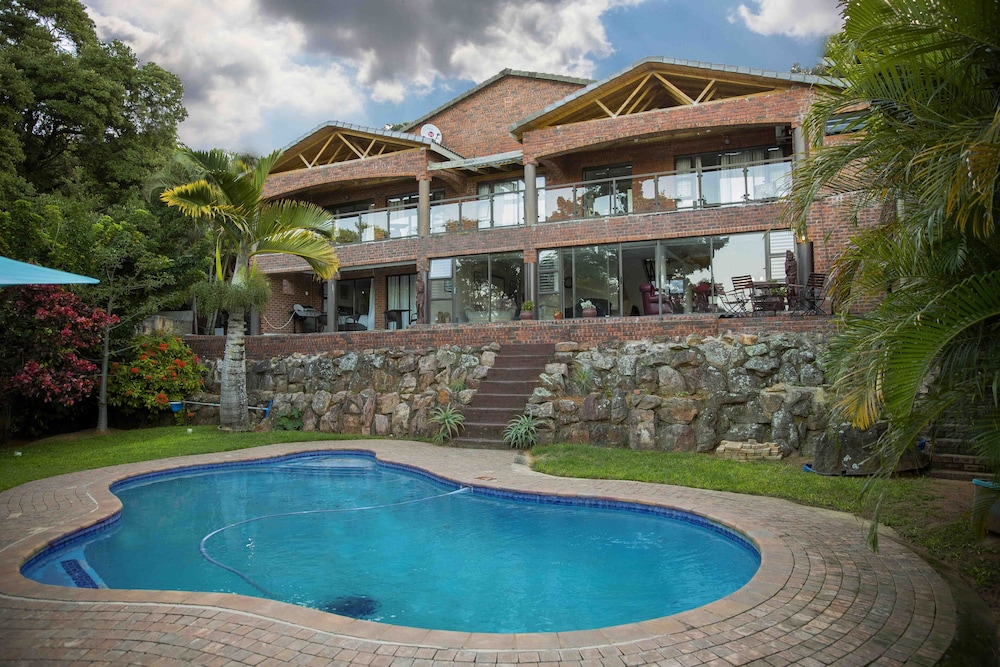 Palmwood Guesthouse 2/34