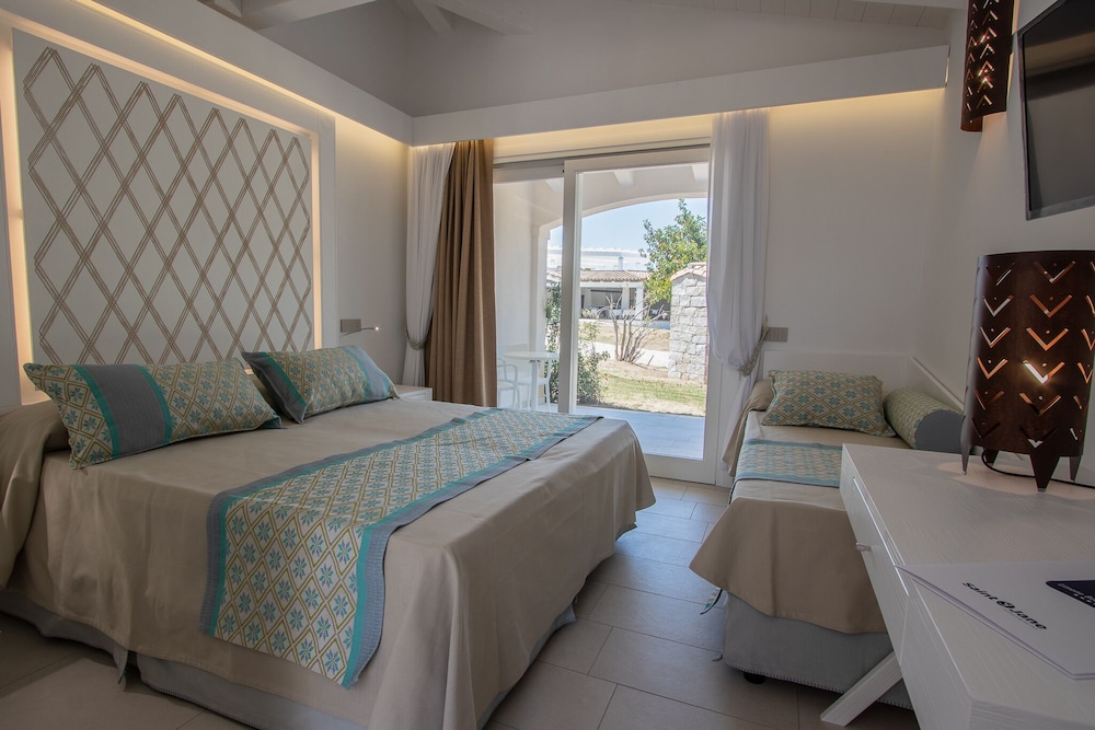 Limone Beach Resort 4/38