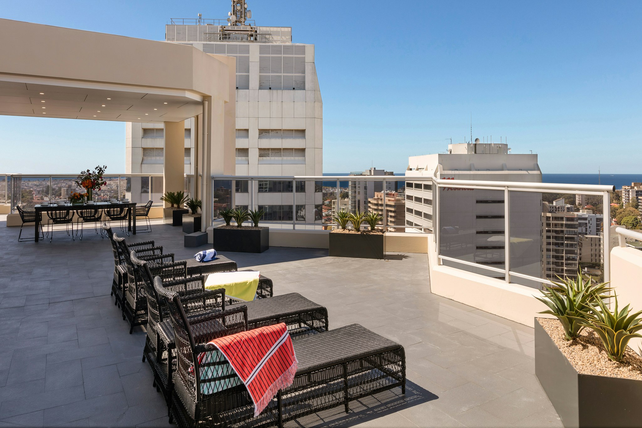 Meriton Suites Bondi Junction 43/50