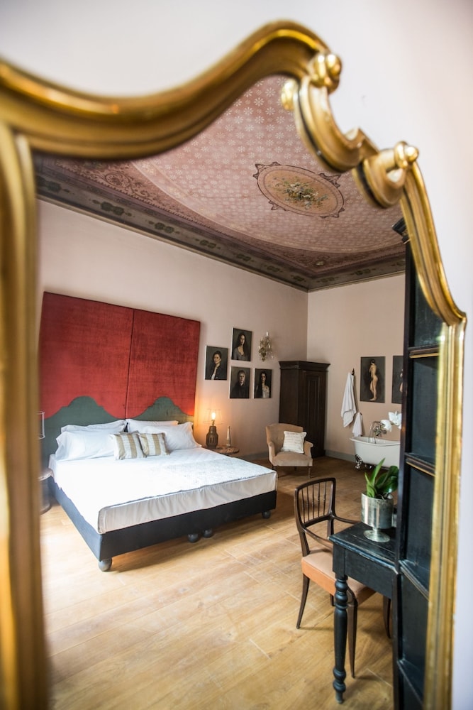 Soprarno Suites 18/38