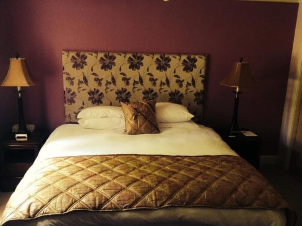 Room, Double Bed, External Bathroom