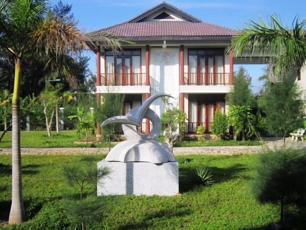 Aniise Villa Resort 36/39