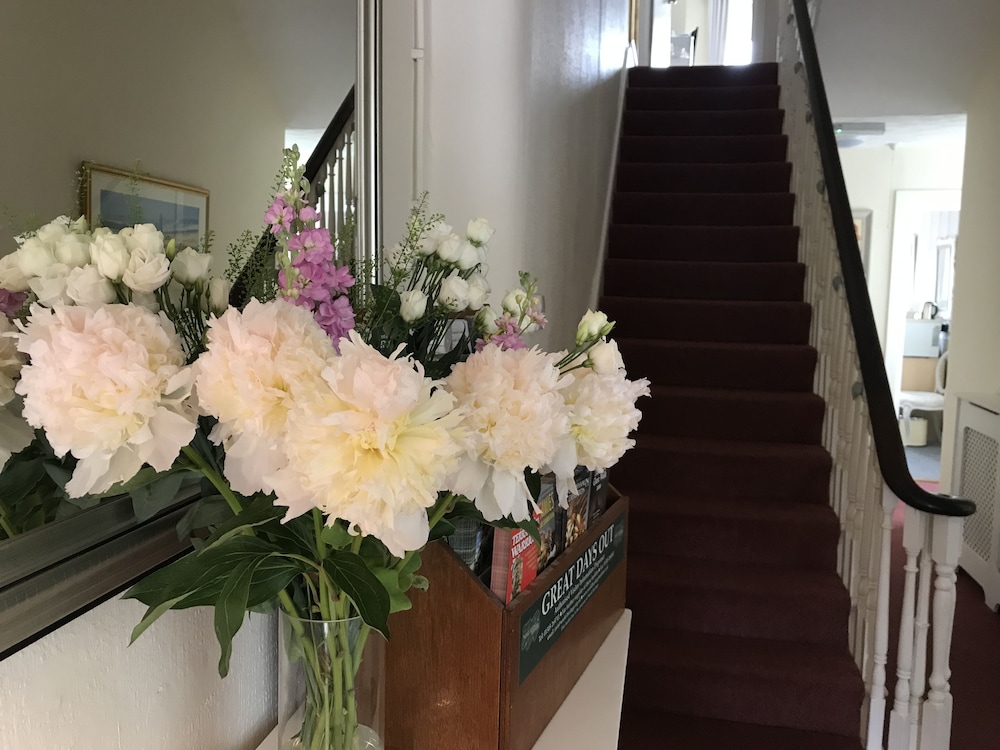 St. Johns Guest House 33/50