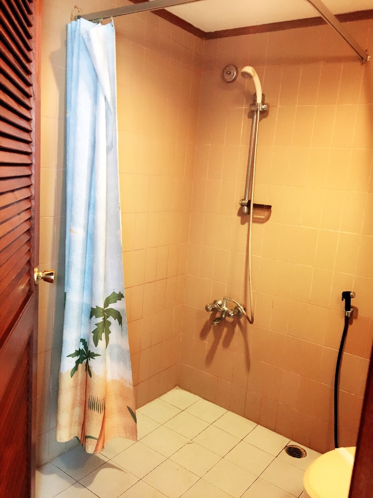 Hotel Bumi Asih 35/64