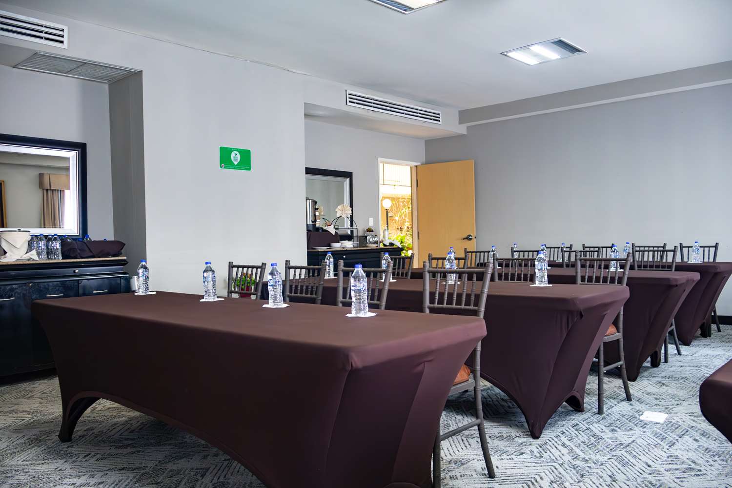 Best Western Plus Monterrey Aeropuerto 48/55