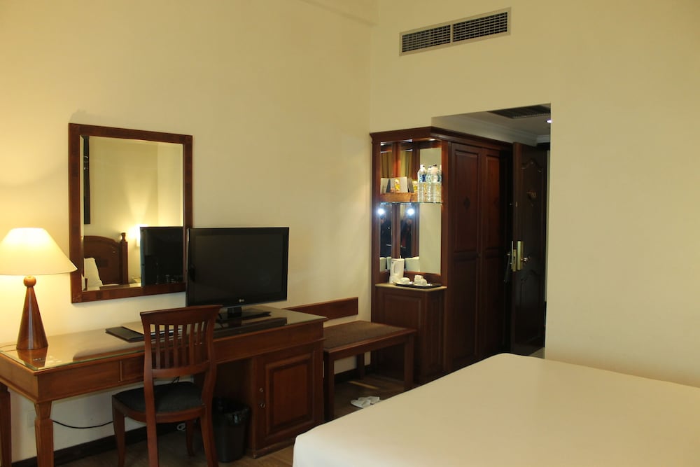 Grand Zuri Pekanbaru 33/45