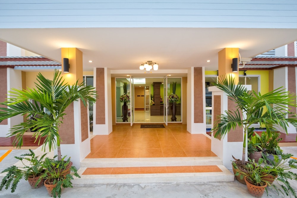 Takanta Place 4/56