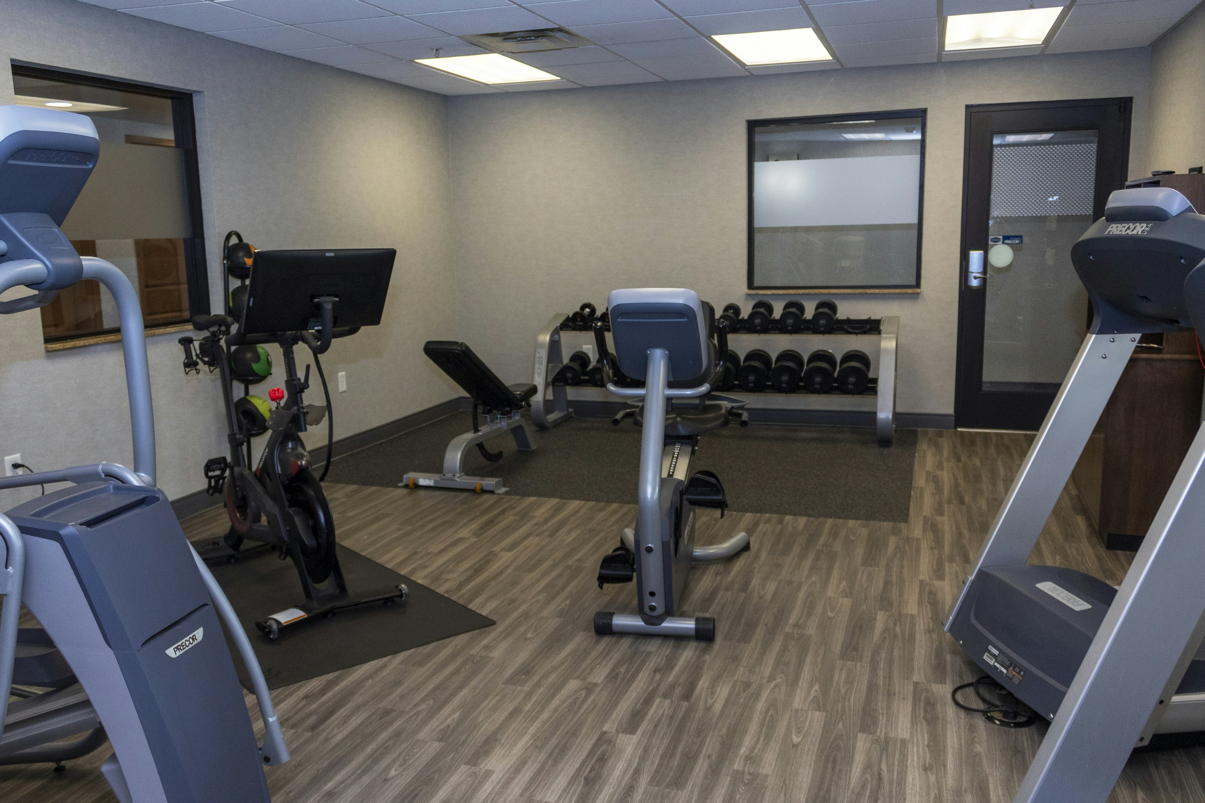 Hampton Inn & Suites Riverton 38/73