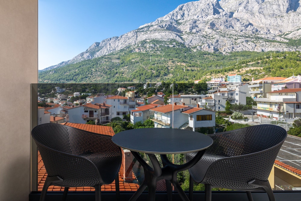 Boutique Hotel Noemia 67/84