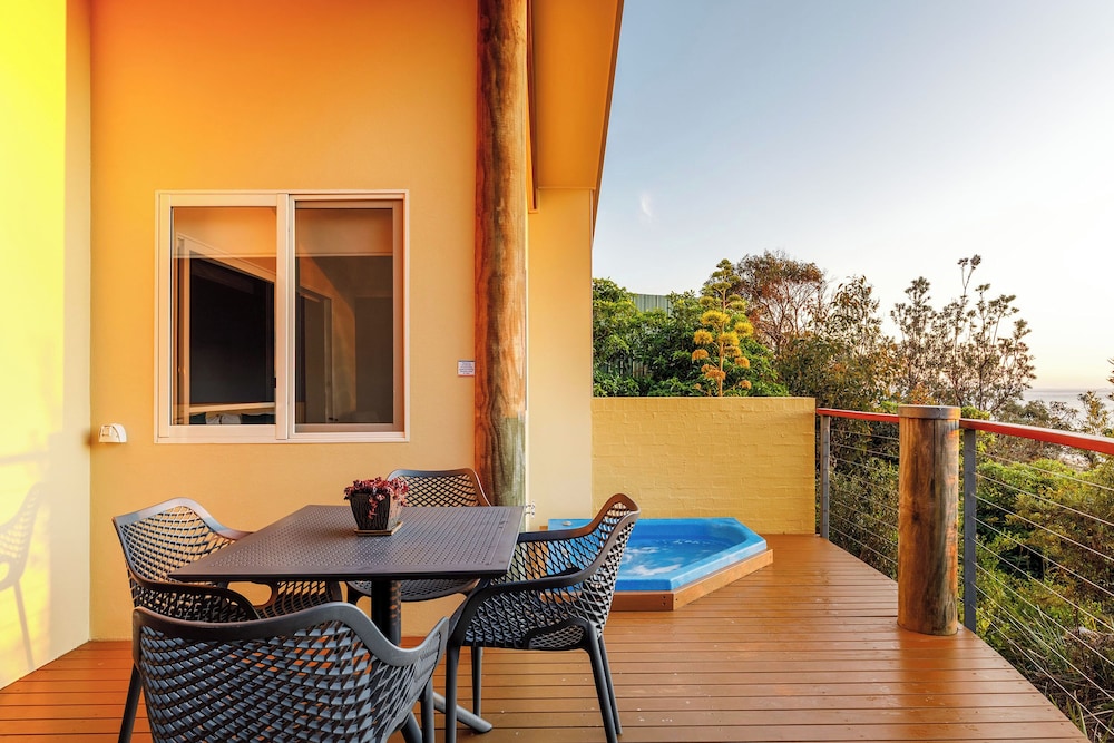 TATHRA BEACH HOUSE APARTMENTS 40/48